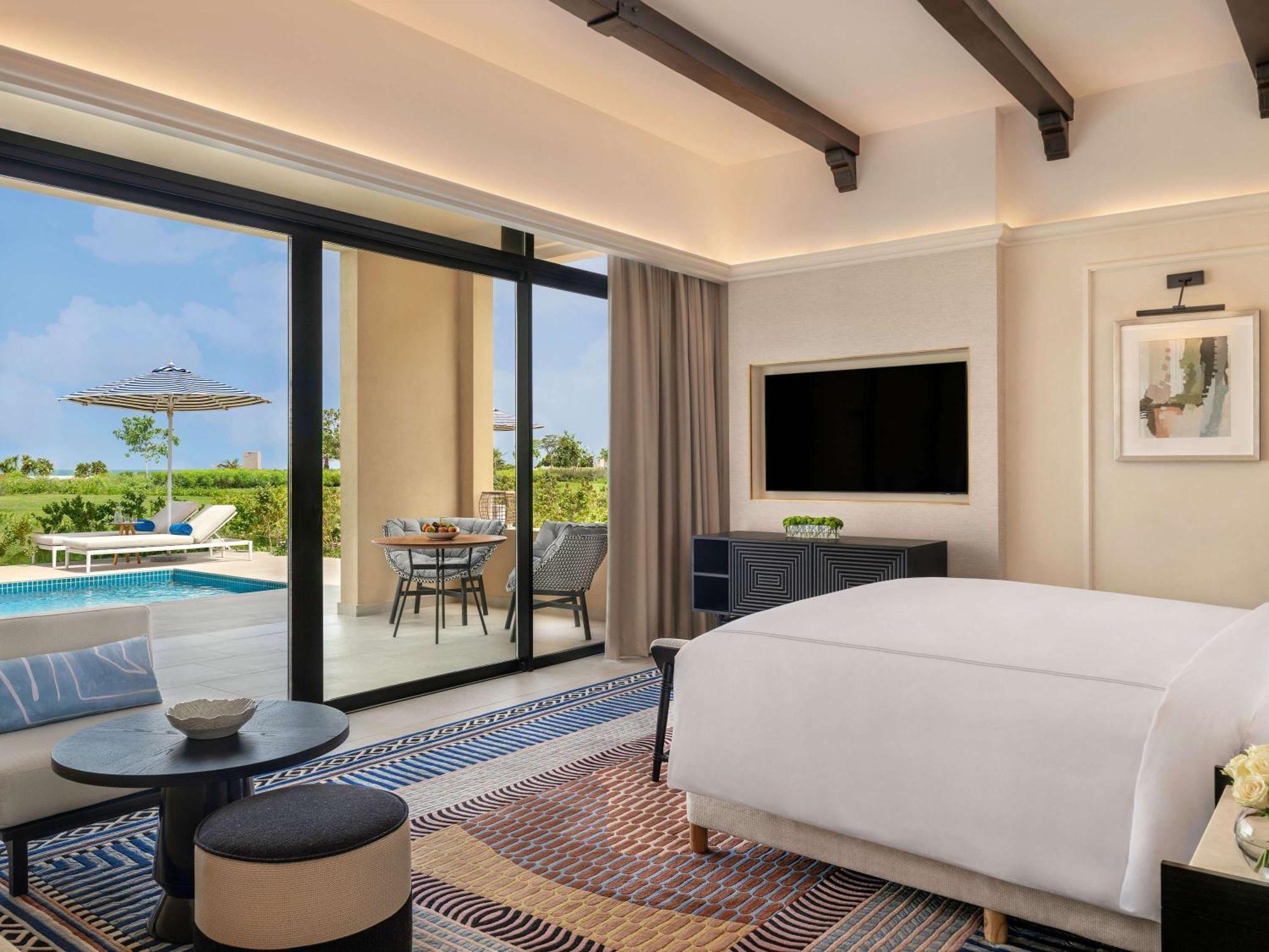 Sofitel Al Hamra 5*