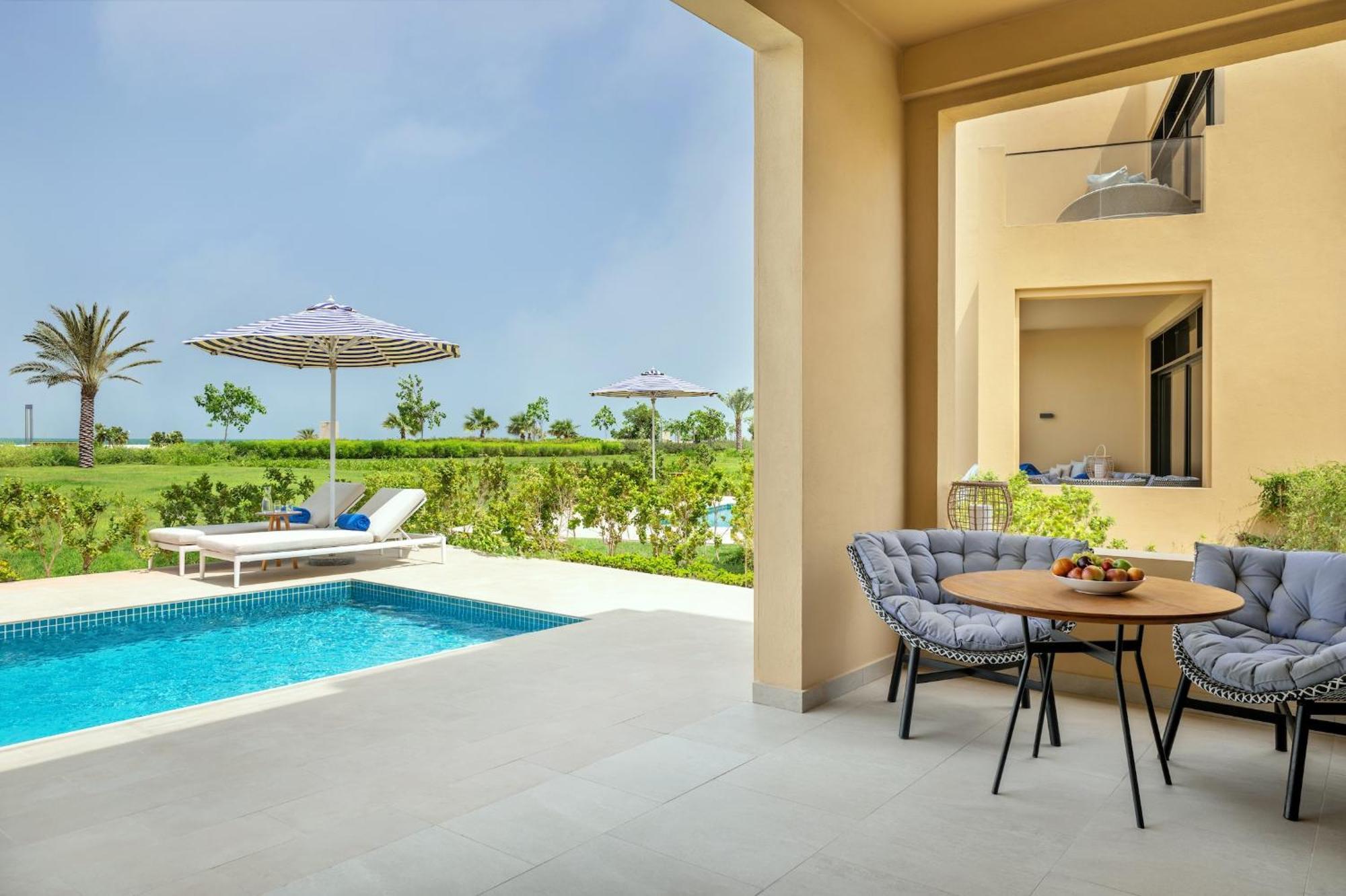 Sofitel Al Hamra منتجع 5*